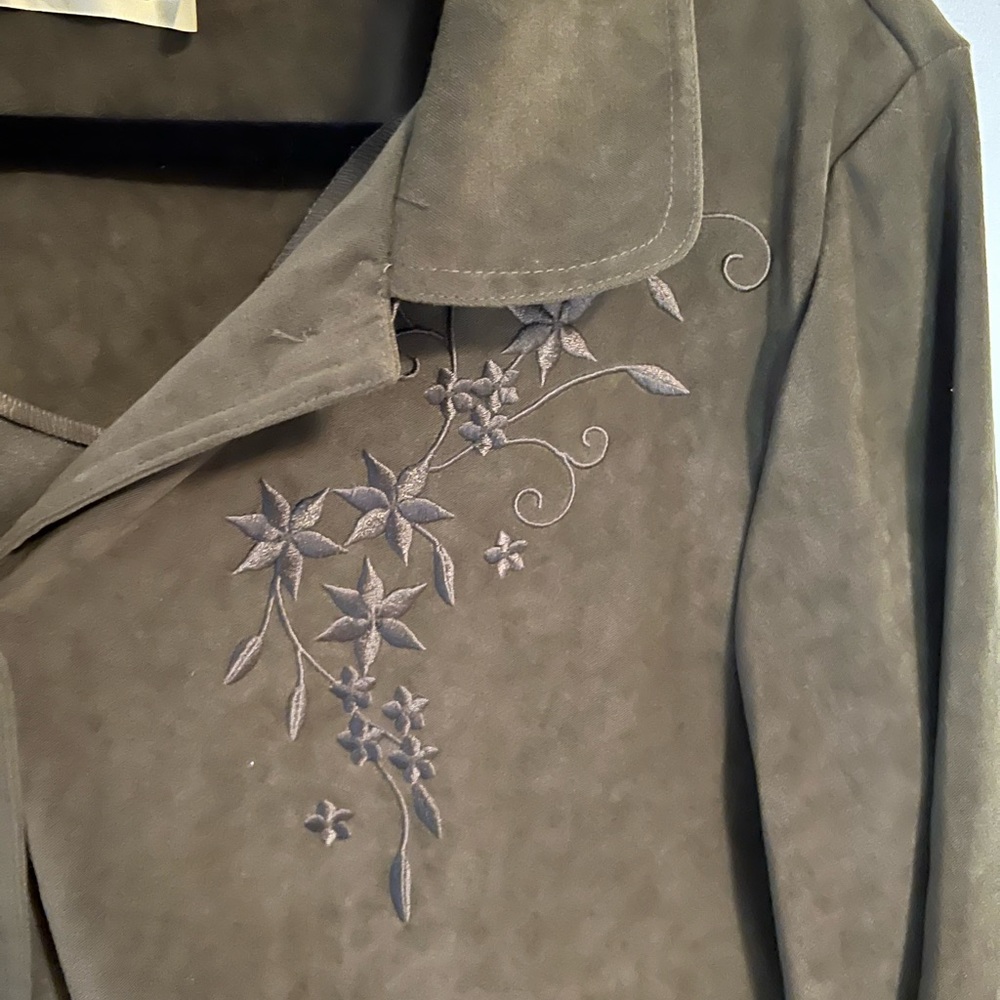 Fashion Bug Green cottage vegan suede embroidered fall blazer shirt oversize S - Picture 7 of 9
